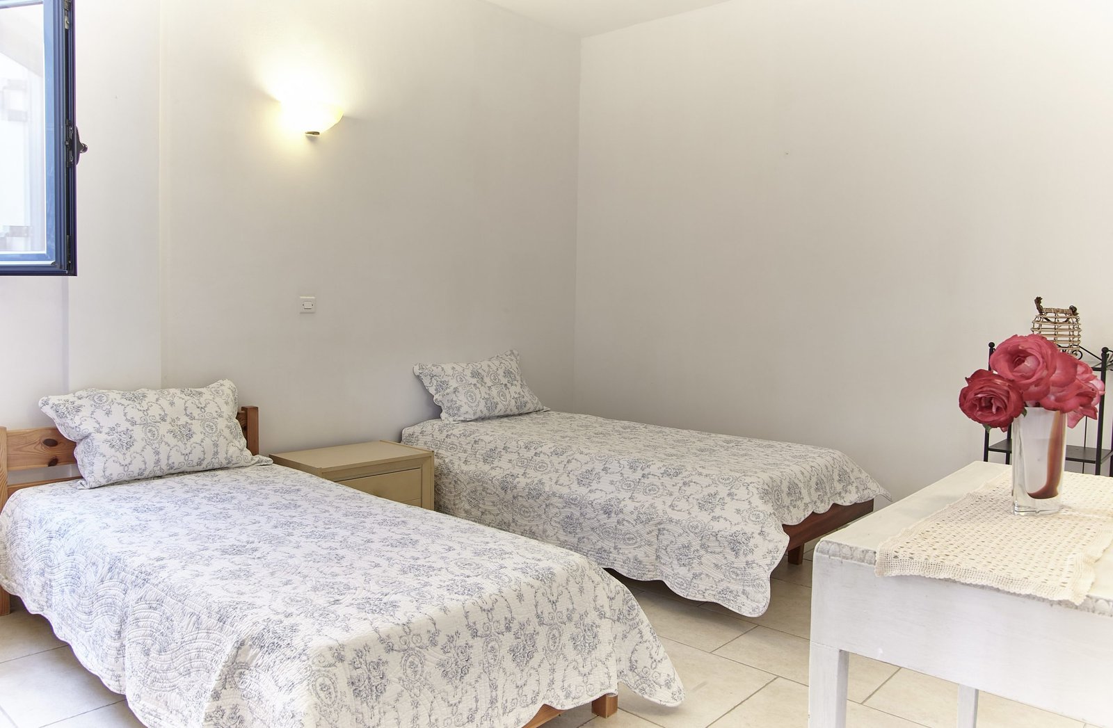 Second bedroom Second bedroom with two single beds